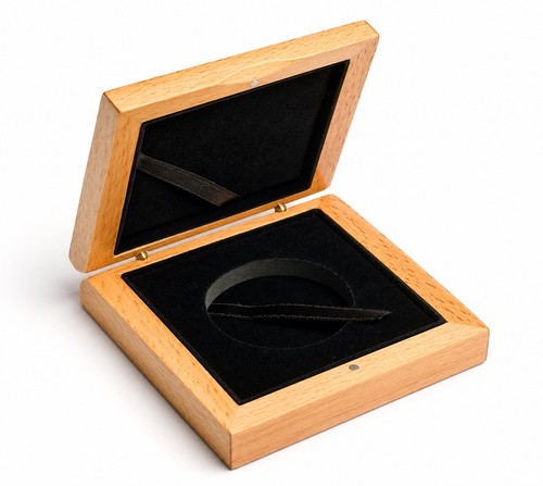 Quality wooden display box - quality,