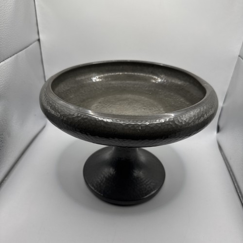 Arts craft hanmered - &, pewter