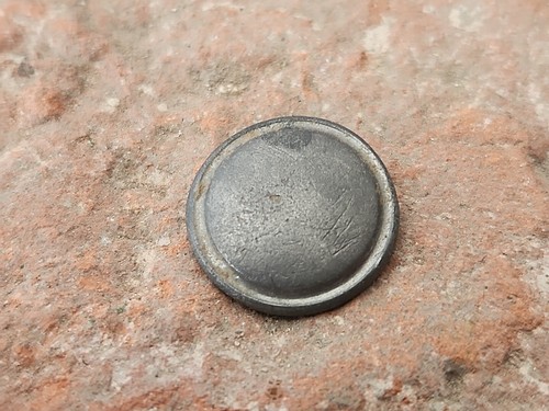 Post medieval button - post,