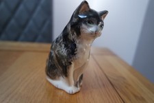 Babbacombe Pottery Sitting Cat Approx 10cm Tall