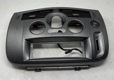2005 RENAULT GRAND SCENIC CENTRE CONSOLE SURROUND TRIM & HEATER AIR VENTS (3)