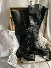 Dr. Martens Women's Boots Size