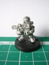 Warhammer 40k Rogue Trader Iron Claw Squat 32' Voran Metal  Rare OOP