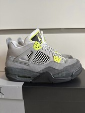 Nike Air Jordan 4 Retro Se