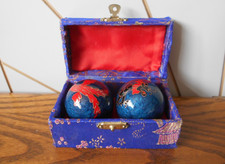 BLUE CHIMING BALLS Chinese