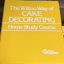 1980 Wilton Cake Decorating