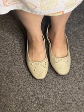 Ballet Cream Wide Fit Flat Pumps Shoes UK Size 5 EU 38