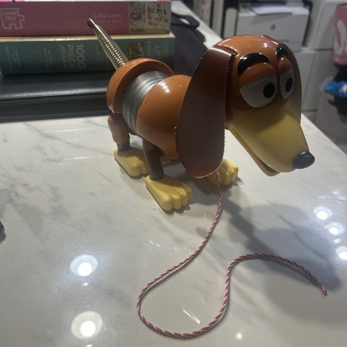 Toy story slinky dog pull - slinky,