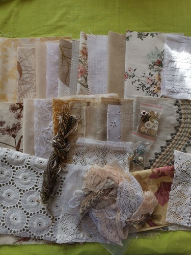 Large vintage neutrals slow - large,