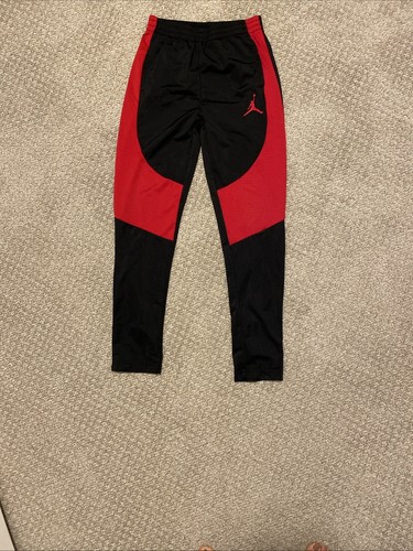 Nwot jordan track pants boy - jordan,