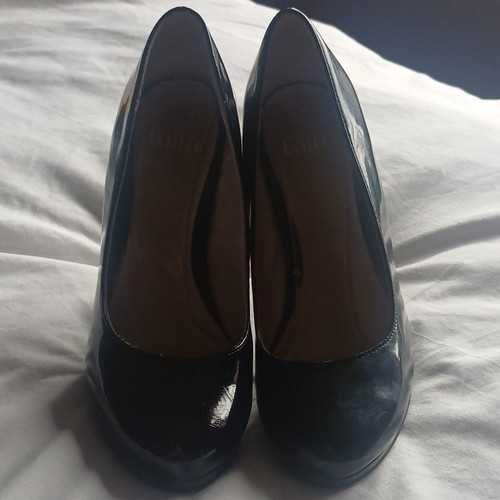 Faith black patent leather - black,