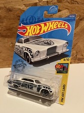 Hot Wheels Fish'd & Chip'd 2017 HW Art Cars 4/10.⭐️?
