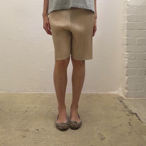 Issey miyake pleats - issey,
