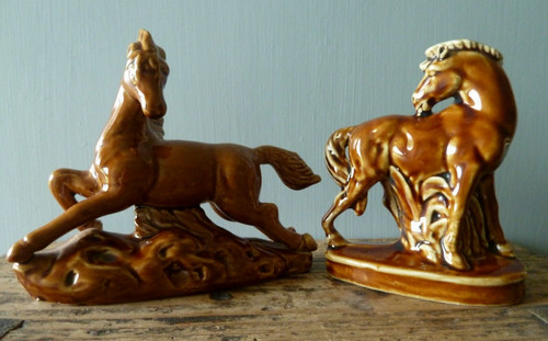 Salt glazed brown horse - brown,