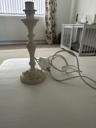 Laura ashley table lamp - ashley,