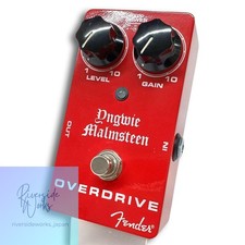 FENDER Yngwie Malmsteen