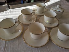 Royal Doulton Gold Concord H5049 Six Tea Cups & Saucers. Sugar Bowl