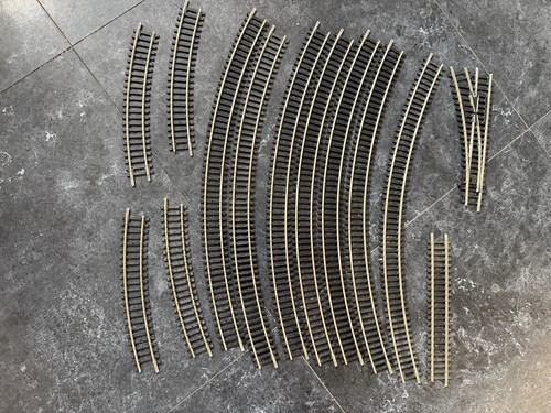 Hornby set of - of, nickel