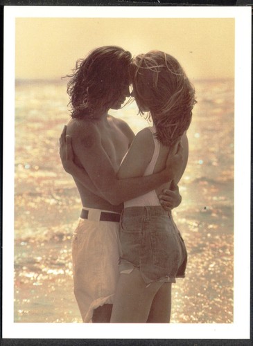 Modern postcard smooching - postcard:,