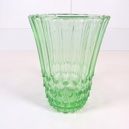 Vintage glass green vase art - green,