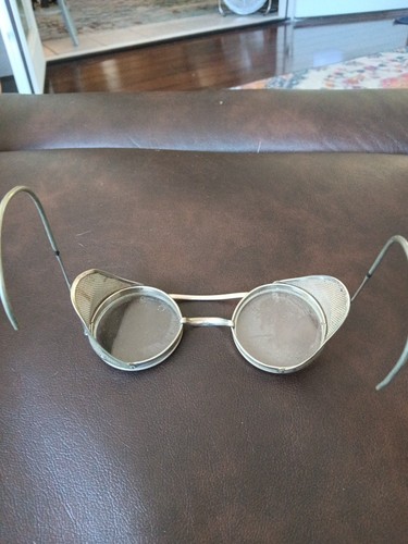 Vintage saniglass kings safety - kings,