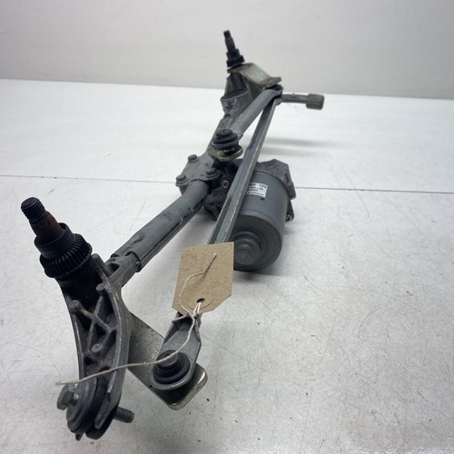 Bmw series 320d 4dr - 3, e90