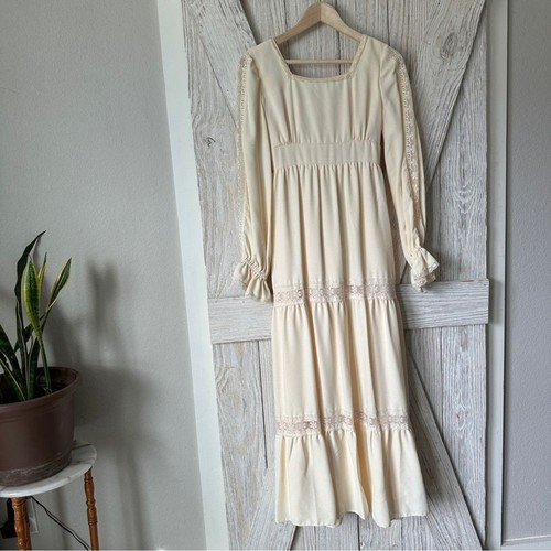 Vintage 1970s lorrie - vintage, deb