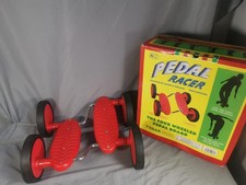 PEDAL RACER FOUR-WHEELED PEDAL