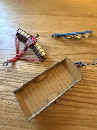 Dinky and corgi toys vintage - corgi,