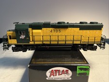 HO Scale Atlas CNW GP38 #4705