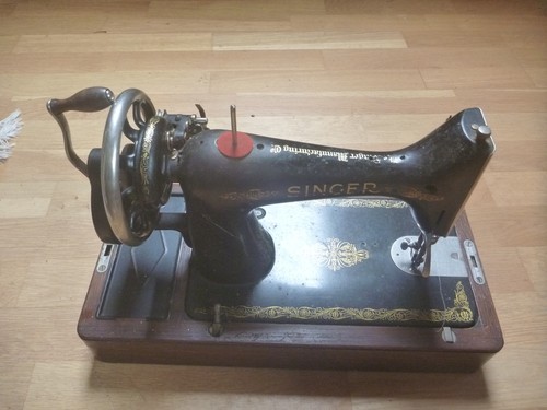 Singer sewing machine - sewing, vintage