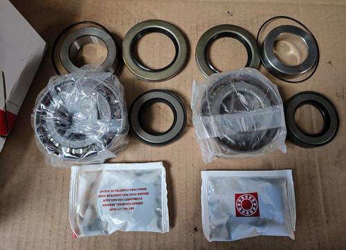 Rear wheel bearing kits - 2,