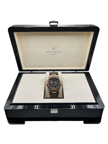 Patek philippe nautilus 5712r - patek,