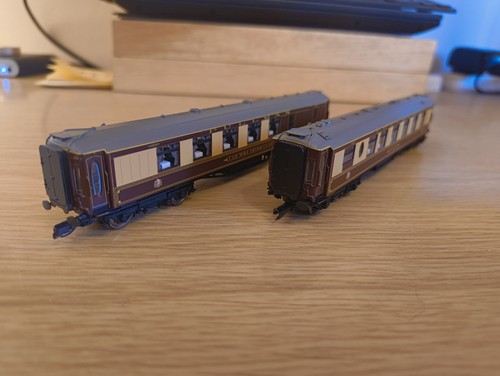 Hornby 120 pullman coaches - pullman,