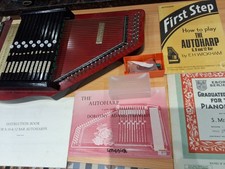 autoharp from the 70s with books etc.