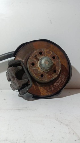 Front left wheel hub - front,