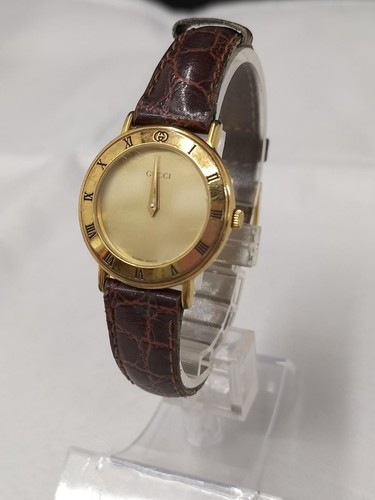 Gucci watch 3000 - gucci, used