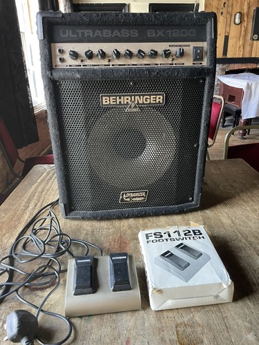 Bass guitar amplifier - bass,