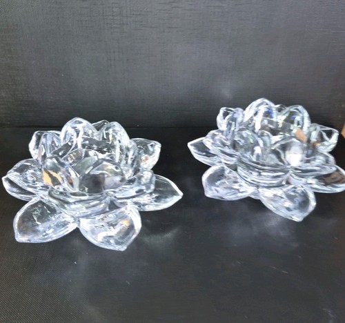 Pair matching glass lotus - pair,