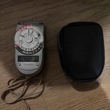 Sekonic Auto Leader Model 38 Light Meter Vintage with Case / Pouch
