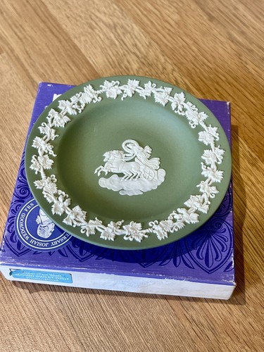 Vintage wedgwood jasperware - vintage,