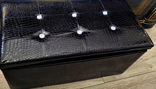 Abh black tufted faux leather - black,