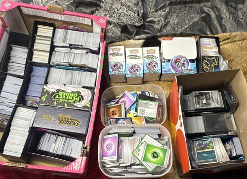 8,500 pokemon cards mixed