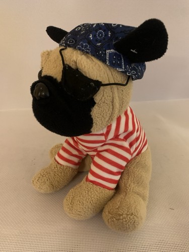 Pugs and kisses pug pirate - pugs,