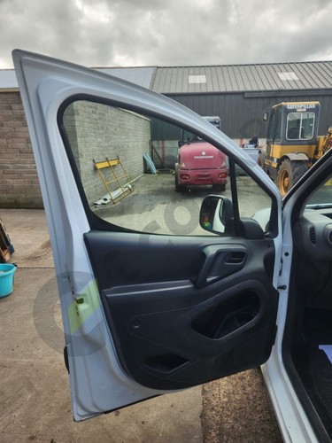 Citroen berlingo mk2 window - citroen,