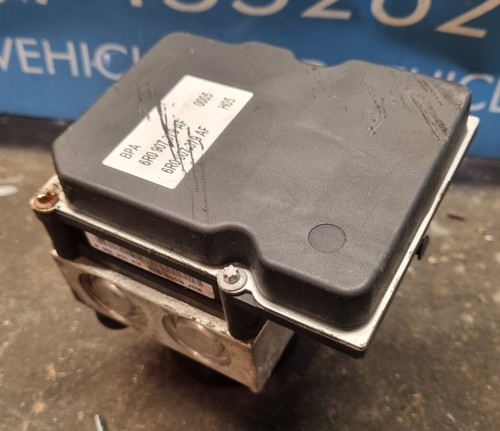 Polo 2012 petrol - 1.2, abs