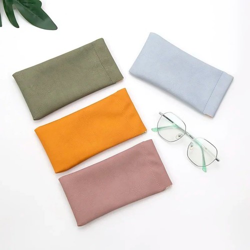 Magnetic glasses case with - magnetic,