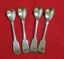 4 Vintage / Antique E.P Silver Plated Fiddle Back Egg Spoons John Round & Son