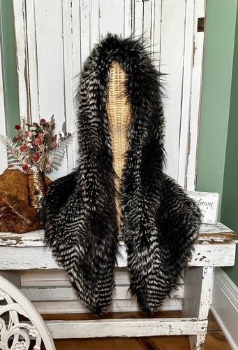 Spirithoods rare warbler owl - spirithoods,