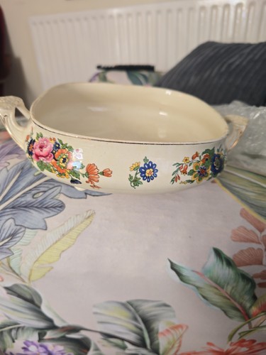 Wedgwood tureen vegetable bowl - tureen,
